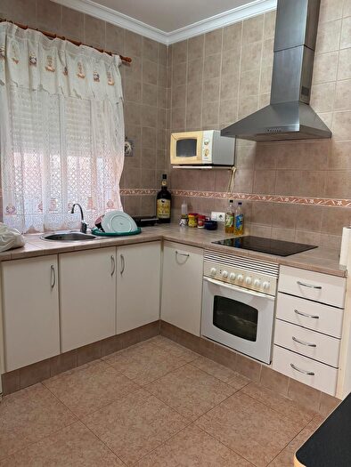 Casas en venta y pisos alquiler - 2