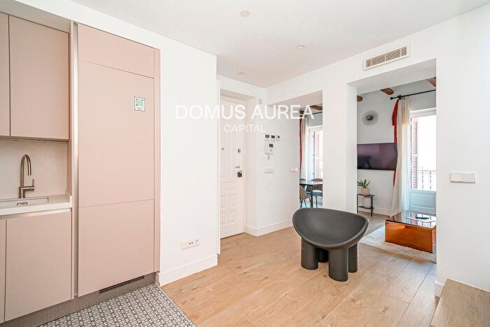 Casas en venta y pisos alquiler - 3