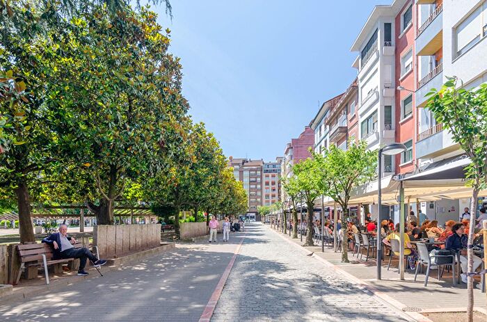Casas en venta y pisos alquiler - 2