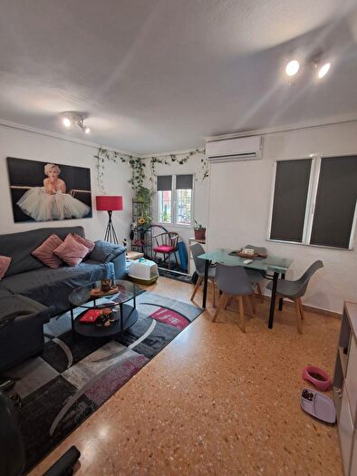 Piso en venta en LOlivereta, La Fontsanta de 2 habitaciones
