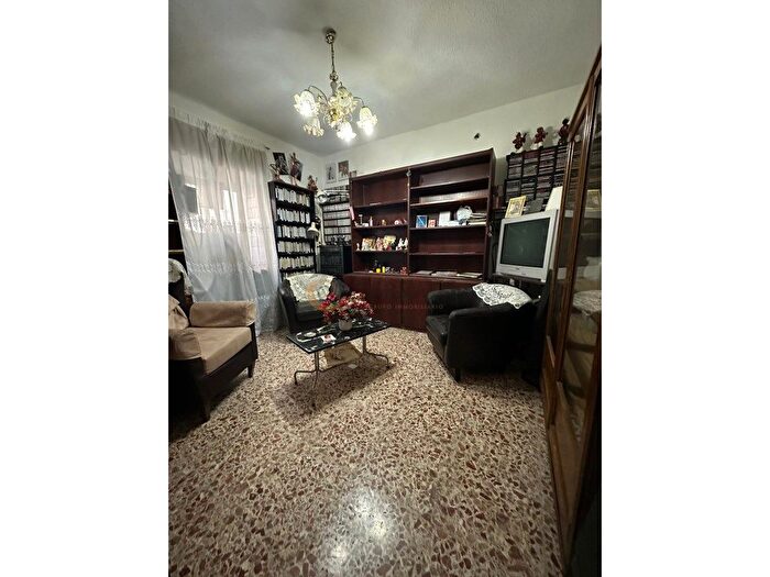 Casa en venta en Santa Isabel, Jaén Capital de 4 habitaciones
