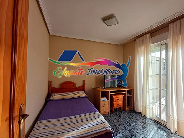 Casas en venta y pisos alquiler - 2