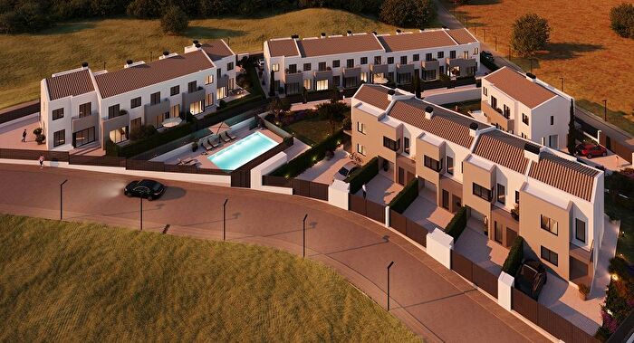 Casa en venta en Villalbilla pueblo, Villalbilla de 4 habitaciones