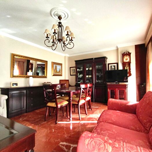 Casas en venta y pisos alquiler - 1