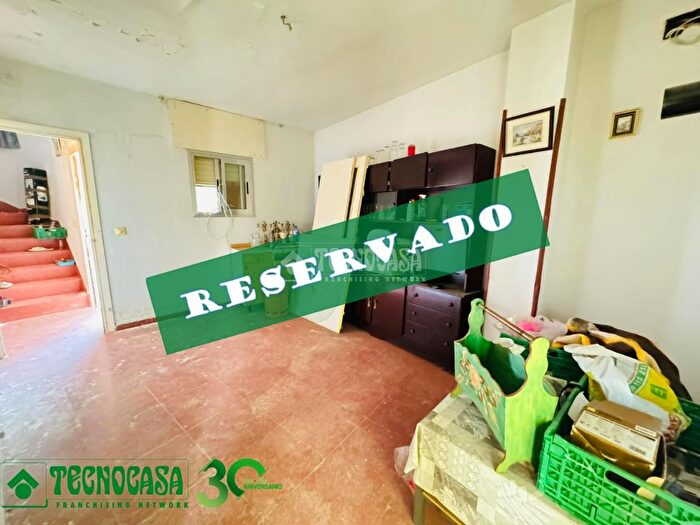 Casas en venta y pisos alquiler - 1