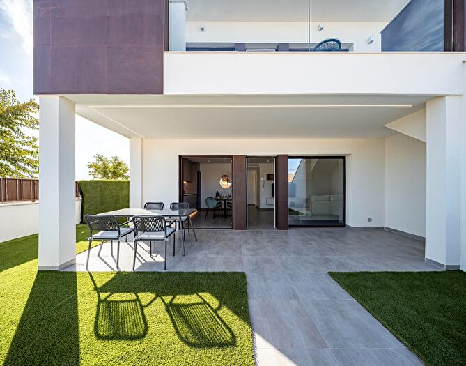 Casas en venta y pisos alquiler - 1