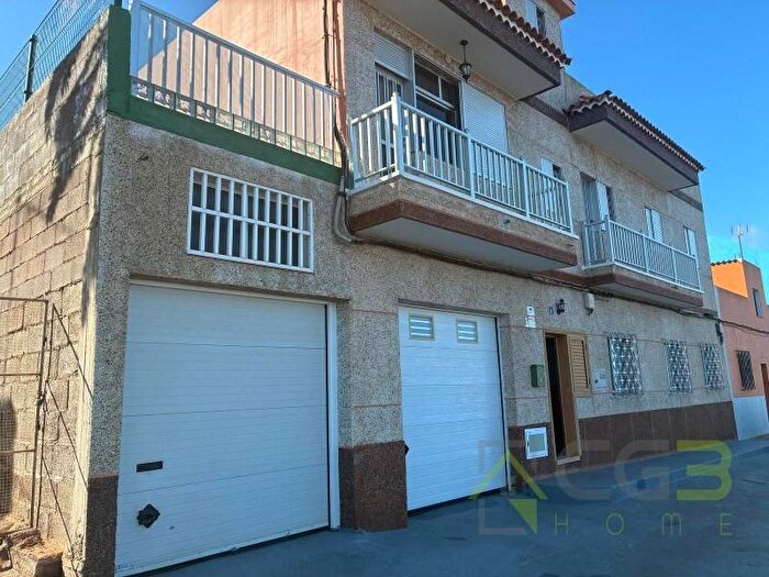 Casa en venta en Canarias, Santa Cruz de Tenerife de 9 habitaciones