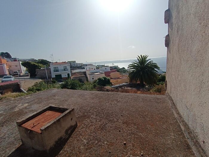 Casa en venta en Fasnia, Santa Cruz de Tenerife de 4 habitaciones