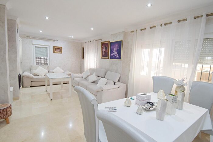 Casa en venta en Jerez sur, Puertas del sur Guadabajaque de 4 habitaciones