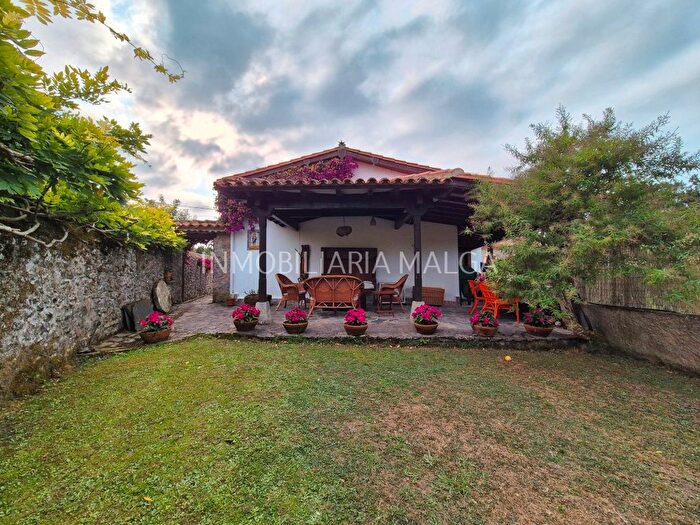 Casa en venta en Colunga, Asturias de 3 habitaciones