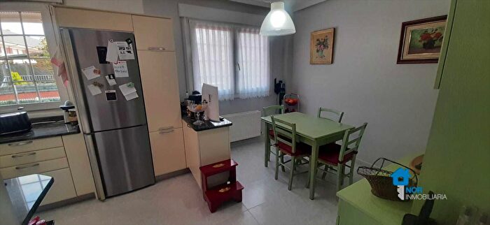 Casas en venta y pisos alquiler - 2
