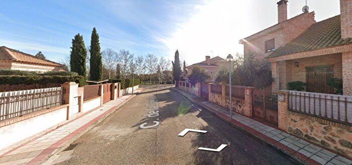 Casa en venta en Cobisa, Toledo de 4 habitaciones