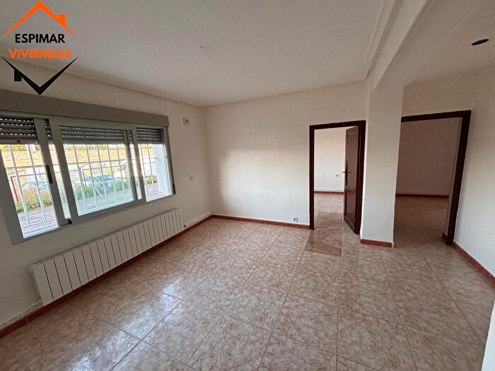 Piso en venta en Barrios rurales del oeste, Casetas Villarrapa de 3 habitaciones