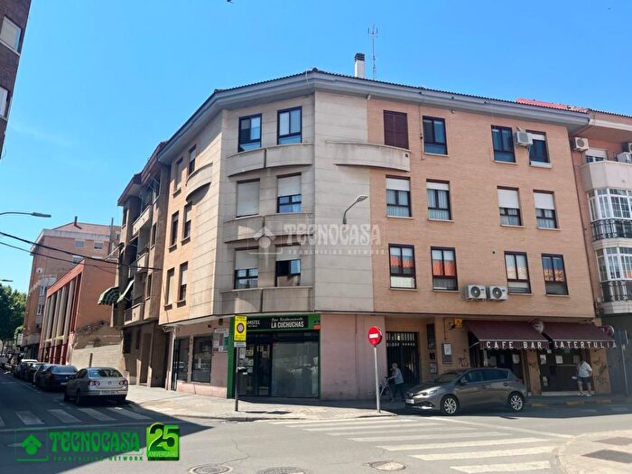 Casas en venta y pisos alquiler - 2