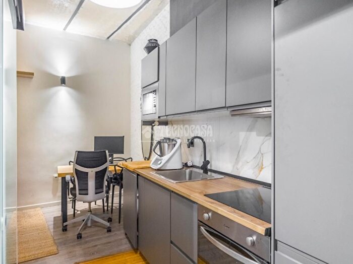 Casas en venta y pisos alquiler - 3