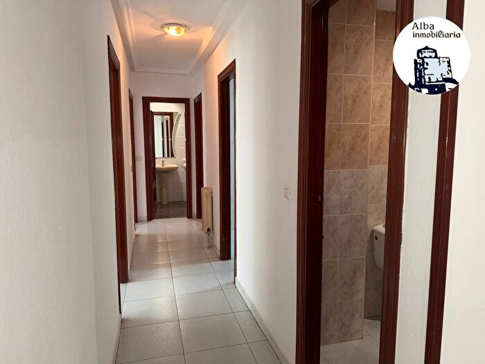 Piso en alquiler en Alba de Tormes, Salamanca de 4 habitaciones