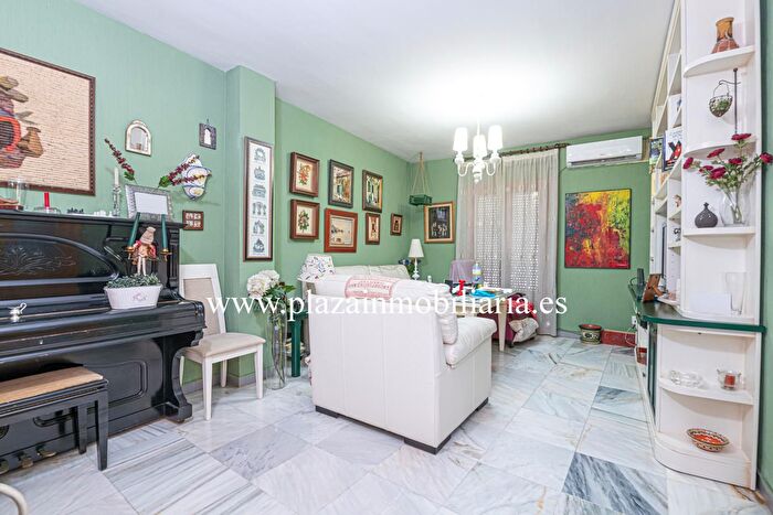 Piso en venta en Centro, Lucena de 4 habitaciones