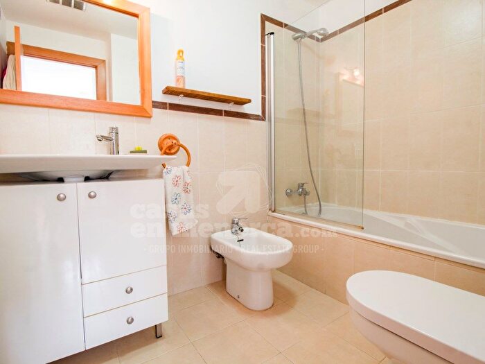 Casas en venta y pisos alquiler - 3