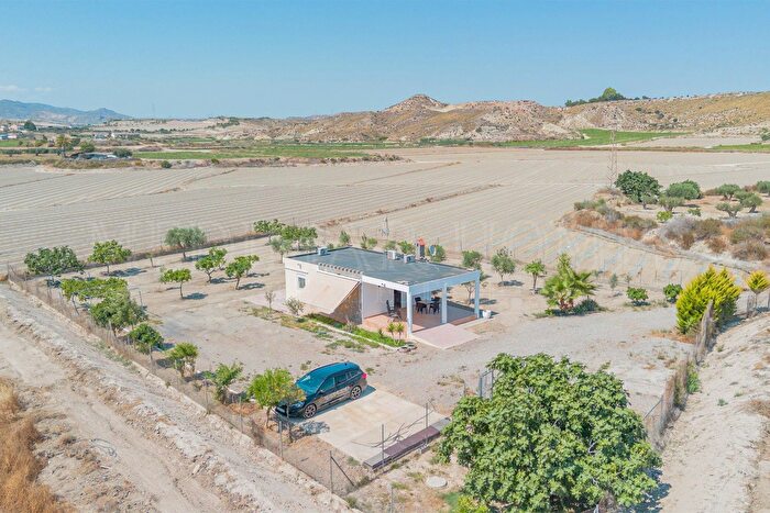 Casa en venta en Burjulu La Mulería, Cuevas del Almanzora de 2 habitaciones