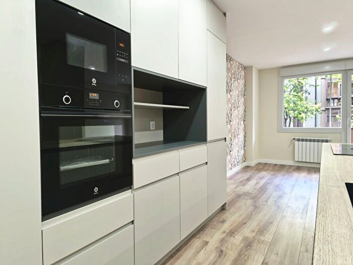 Casas en venta y pisos alquiler - 2