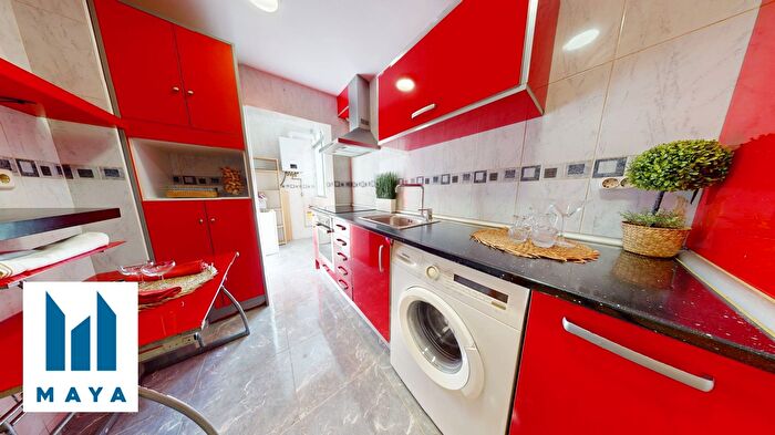 Casas en venta y pisos alquiler - 2