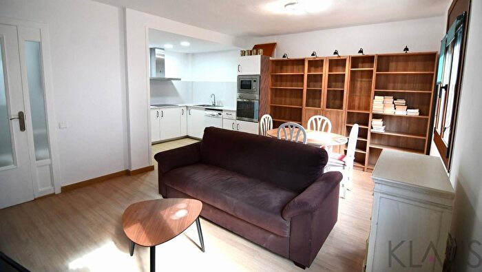 Casas en venta y pisos alquiler - 1