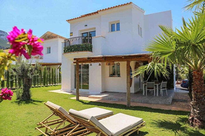 Casas en venta y pisos alquiler - 1