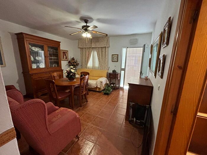 Casa en venta en San Pedro de Alcántara, San Pedro de Alcántara pueblo de 2 habitaciones