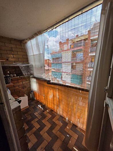 Piso en venta en El Pedró, Cornellà de Llobregat de 3 habitaciones