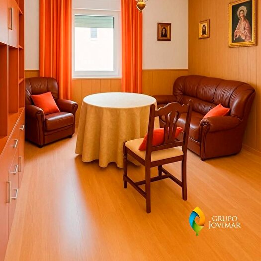 Casas en venta y pisos alquiler - 3