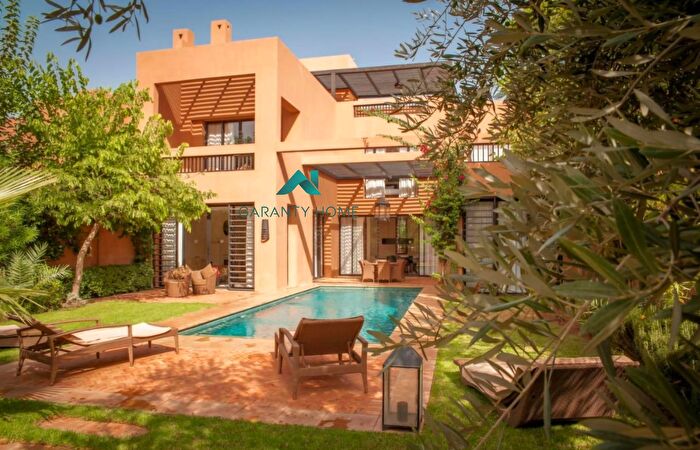 Casa en venta en El Zaudín Club de Golf, Bormujos de 7 habitaciones