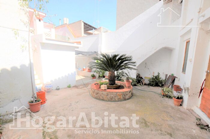 Casas en venta y pisos alquiler - 1