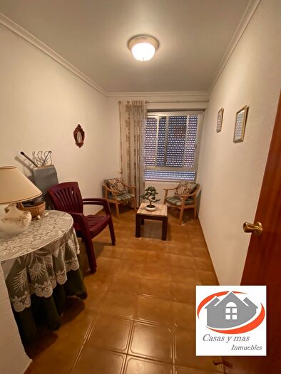 Casas en venta y pisos alquiler - 2