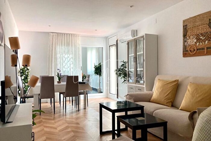 Casas en venta y pisos alquiler - 1