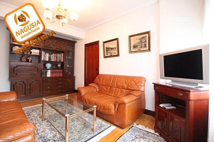 Casas en venta y pisos alquiler - 3