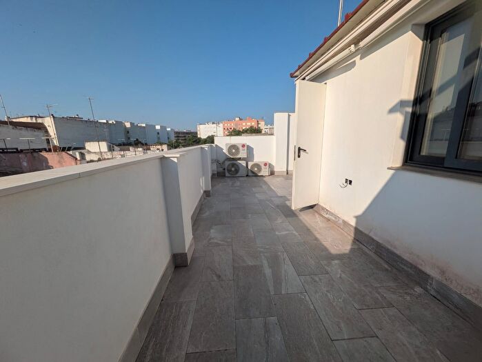 Casa en venta en Centro, Ollerías San Cayetano de 4 habitaciones
