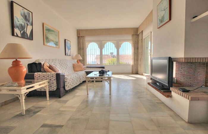 Piso en venta en Riviera del Sol, Mijas de 3 habitaciones