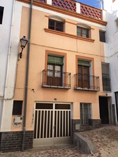 Casa en venta en Segorbe, Castellón de 4 habitaciones