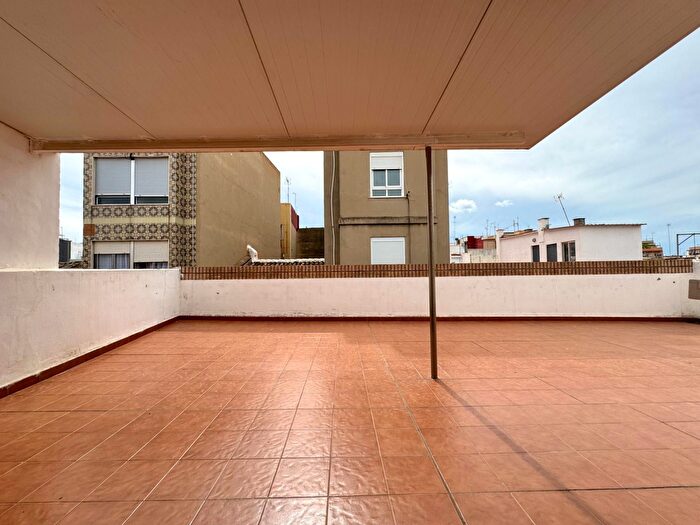 Casa en venta en Silla, Valencia de 6 habitaciones