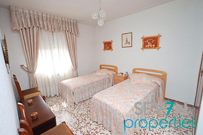 Casas en venta y pisos alquiler - 3