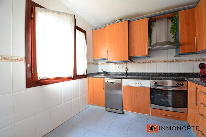Casas en venta y pisos alquiler - 3