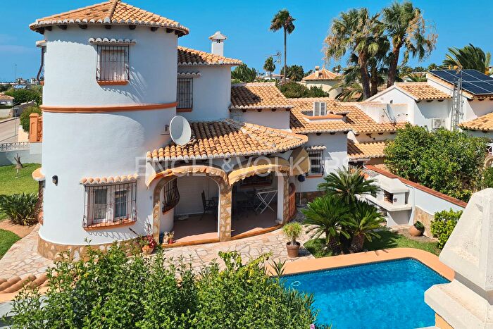 Casas en venta y pisos alquiler - 1