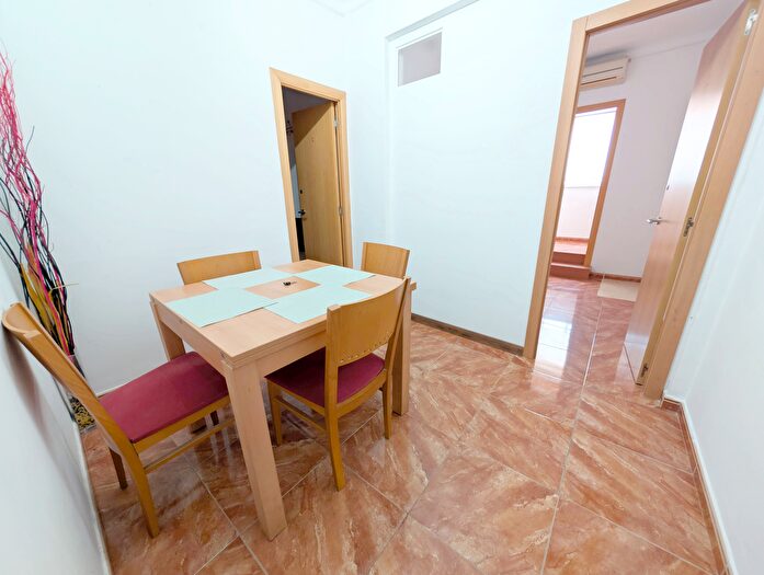 Piso en venta en Sants Montjuïc, El Poble Sec Parc de Montjuïc de 3 habitaciones