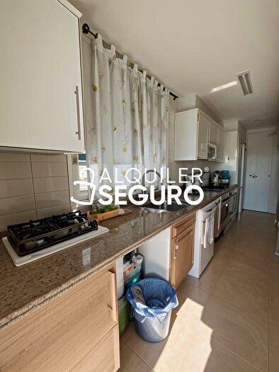 Casas en venta y pisos alquiler - 2