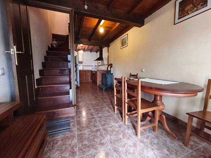 Casas en venta y pisos alquiler - 2