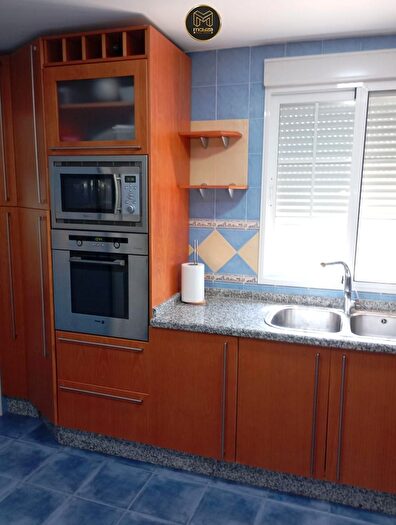 Casas en venta y pisos alquiler - 3