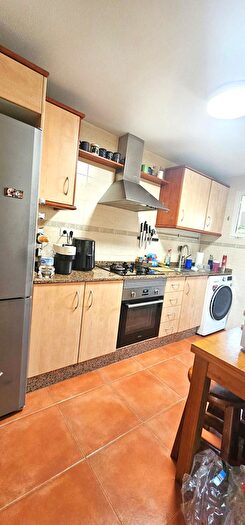 Casas en venta y pisos alquiler - 2
