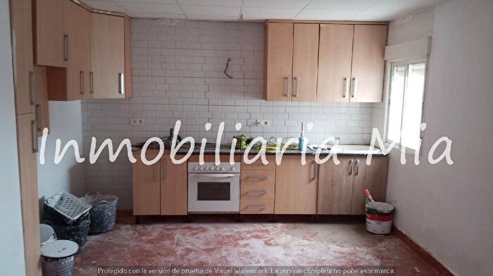 Casas en venta y pisos alquiler - 1