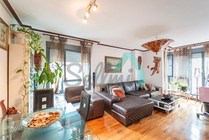 Casas en venta y pisos alquiler - 1