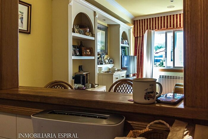 Casas en venta y pisos alquiler - 3